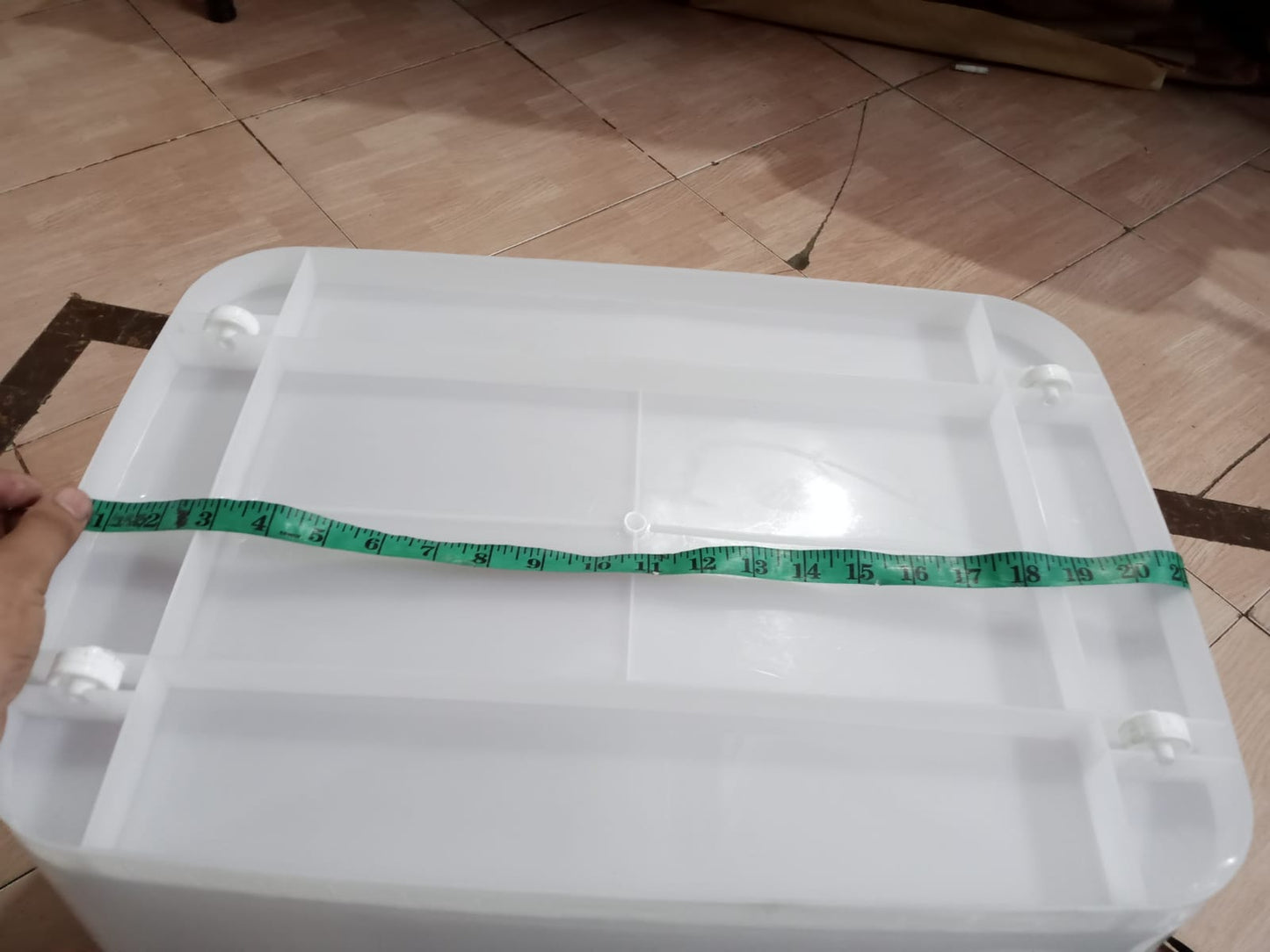Roller Box With Wheel