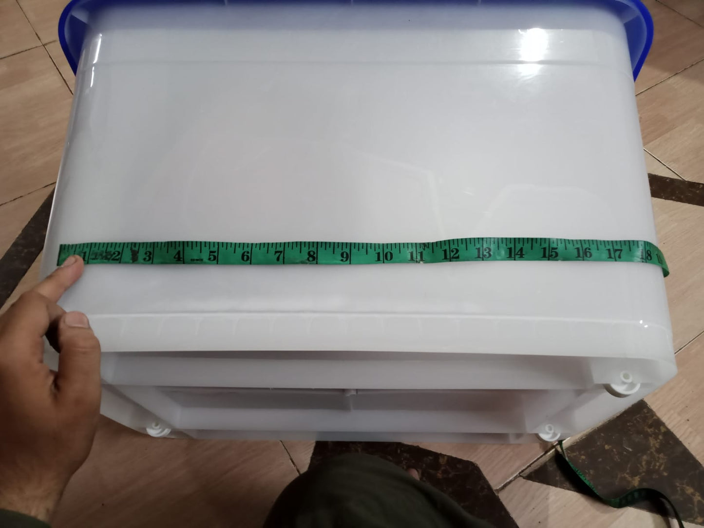 Roller Box With Wheel